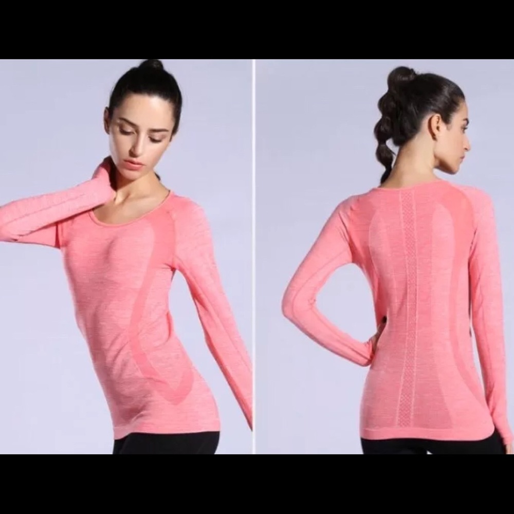 Seamless Long Sleeve Gym Top Activewear - Picture 2 of 8